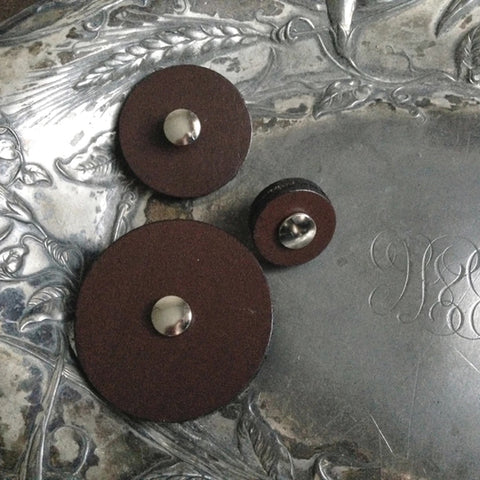 Jul - Leather Screw-in Pedestal Button